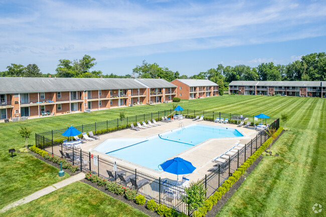 Building Photo - Orchard Court Apartments