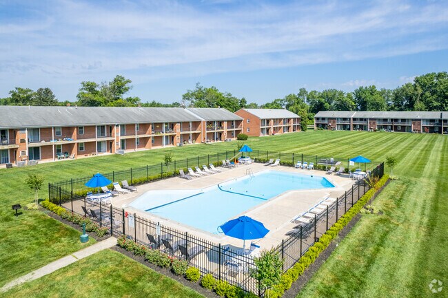 Piscina - Orchard Court Apartments