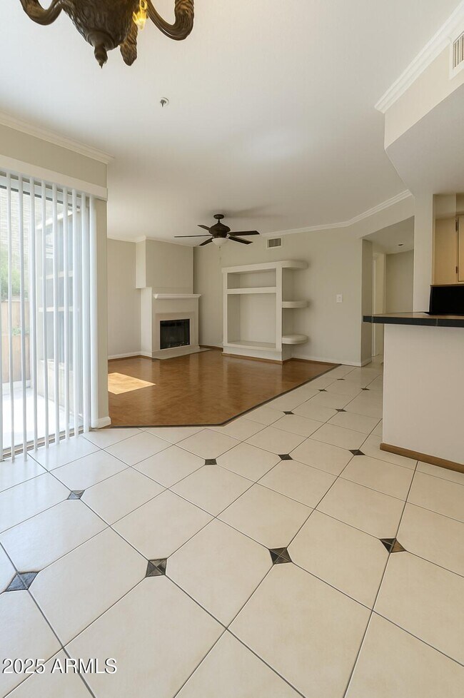 Foto del edificio - 10101 N Arabian Trail