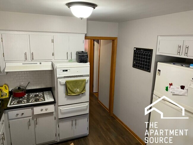 Foto del edificio - 3453 N Springfield Ave