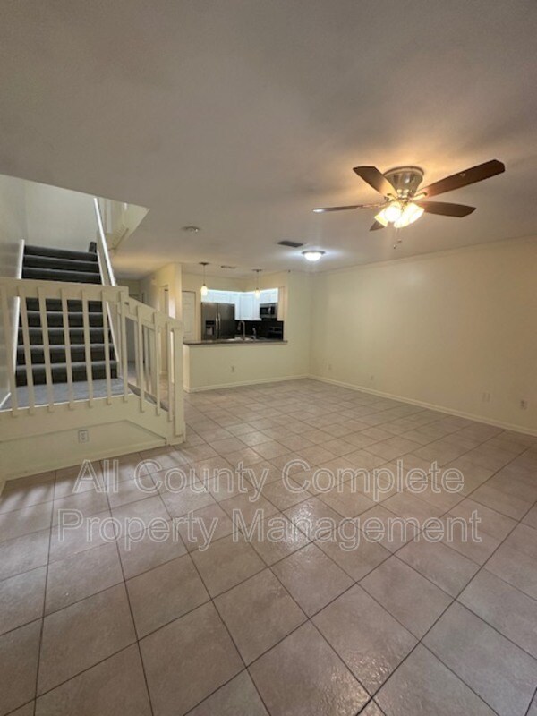Foto del edificio - 8550 Sturbridge Cir W