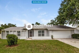 Building Photo - 822 Black Knight Dr