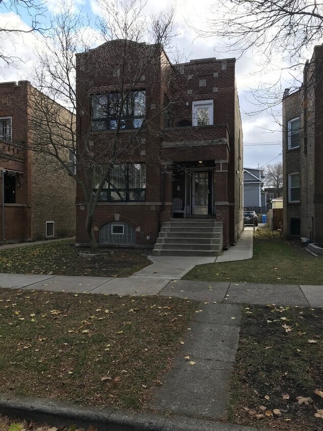 Foto principal - 5017 W Agatite Ave