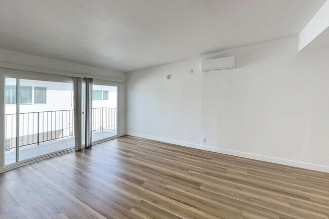 Foto del edificio - The Palms on Midvale