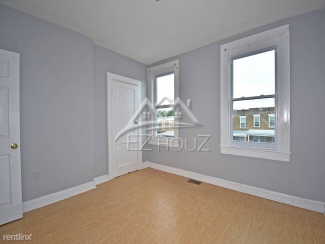Building Photo - 3 br, 1 bath Apartment - 2823 Pelham Ave