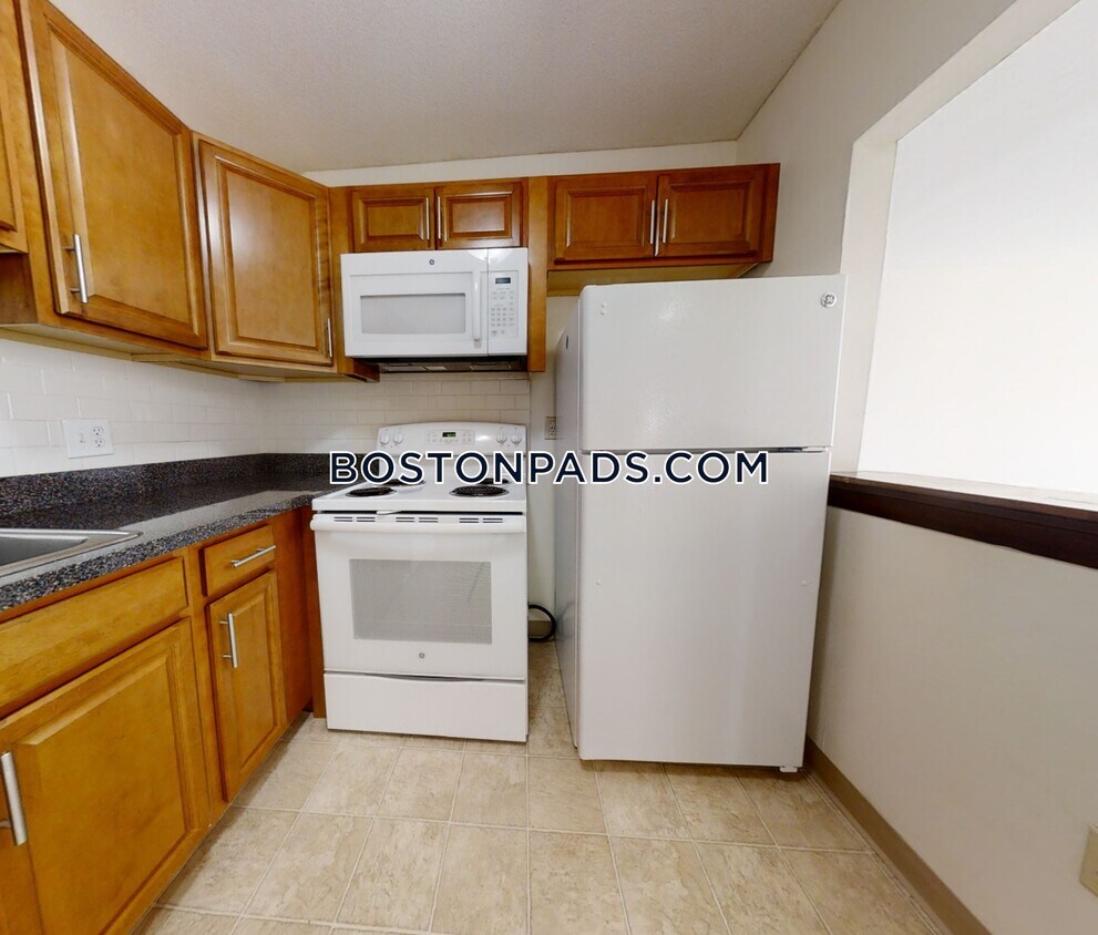 384 Sunderland Rd Unit 22, Worcester, MA 01604 Apartment for Rent in
