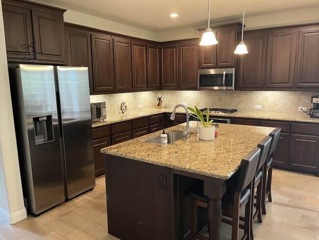 Kitchen - 136 Peace Pl