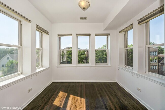 Foto del edificio - 3510 W Palmer St