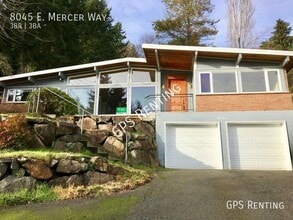 Building Photo - 8045 E Mercer Way