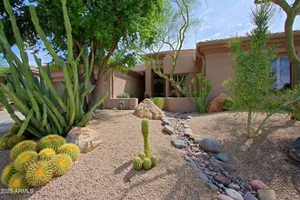 Building Photo - 6879 E Amber Sun Dr