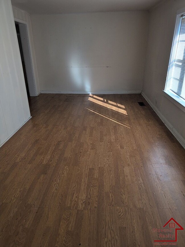 Building Photo - 317 Susong Dr