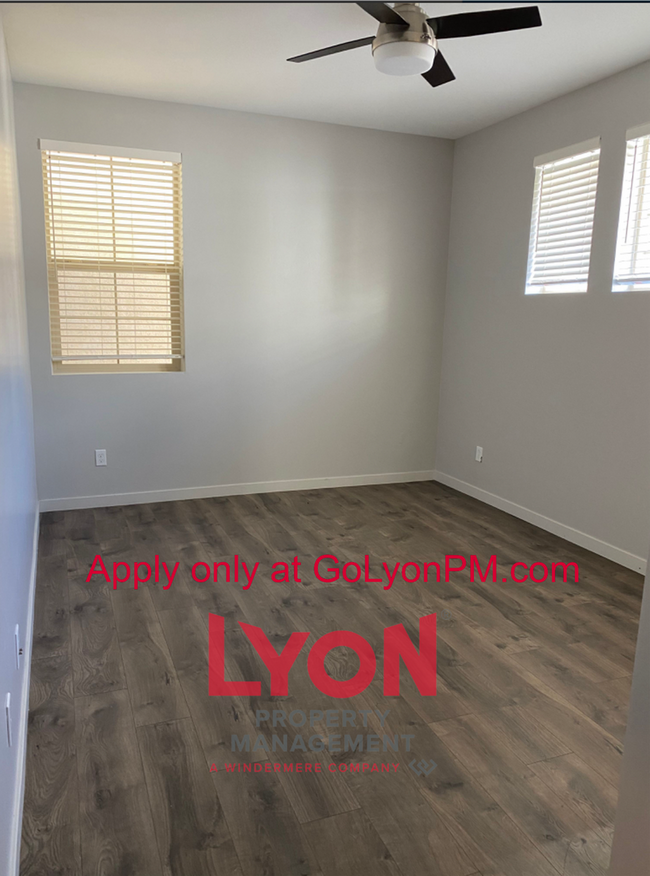 Building Photo - 1 bedroom, 2 bath condo with loft at the M...