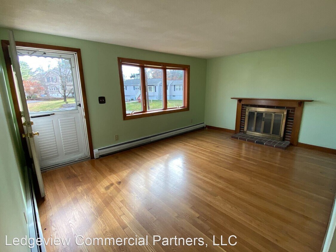 Primary Photo - 3 br, 1 bath House - 20 Spencer Ave