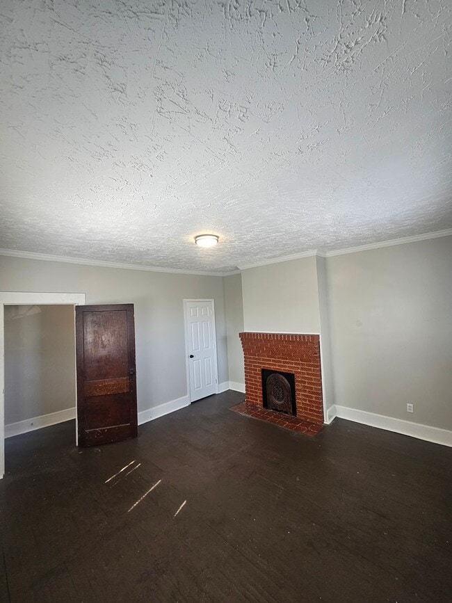 Foto del edificio - 1033 E 5th St