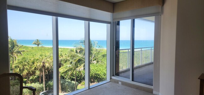 Building Photo - 2900 N Hwy A1A