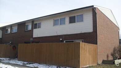 Building Photo - 8031 Wolff St