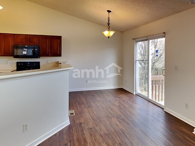Building Photo - 837 Avalon Drive