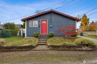 Building Photo - 5514 E I St