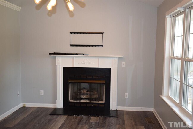 Building Photo - 138 Lily Crossing