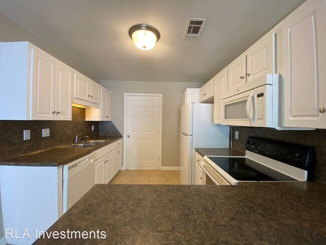 Foto del edificio - 2 br, 2 bath House - 308A Clint Road