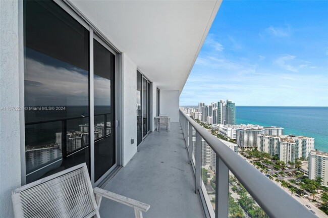 Foto del edificio - 4010 S Ocean Dr