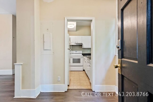 Photo - 75 Society St Apartment