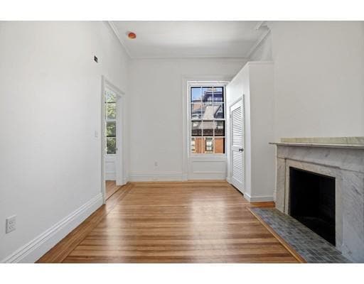 Building Photo - 267 Clarendon St