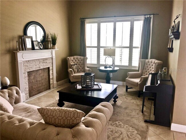 Foto del edificio - 8103 Planters Knoll Terrace