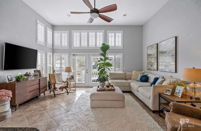 Foto del edificio - 26060 Marina Rd