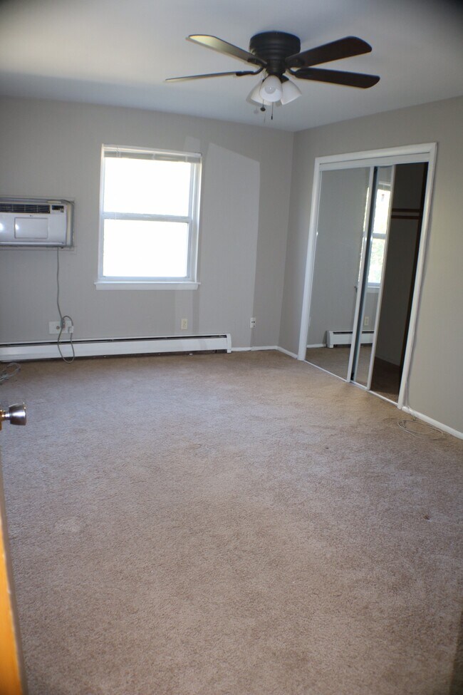 Building Photo - 12105 W Bluemound Rd