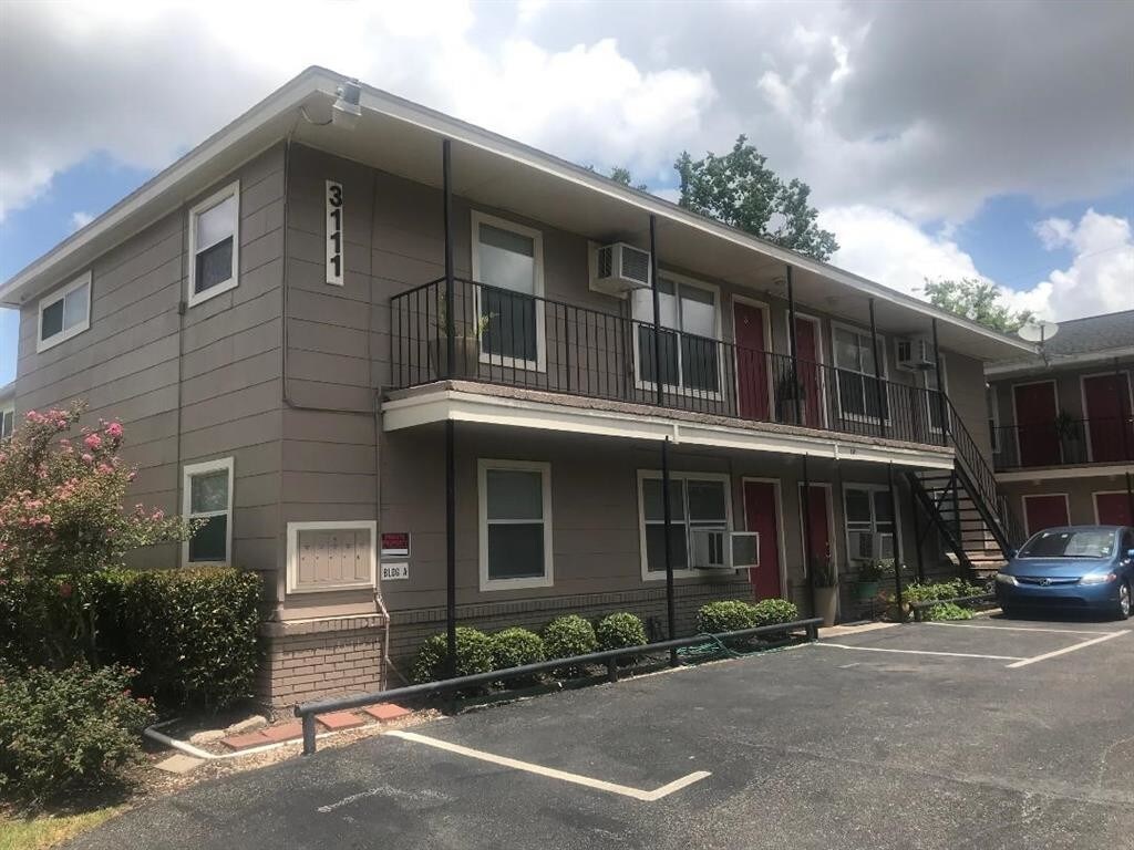 Foto principal - 3113 Arbor St
