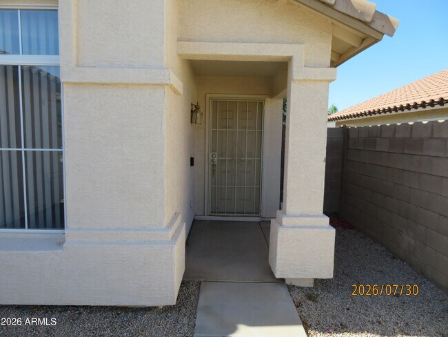 Foto del edificio - 15446 W Gelding Dr