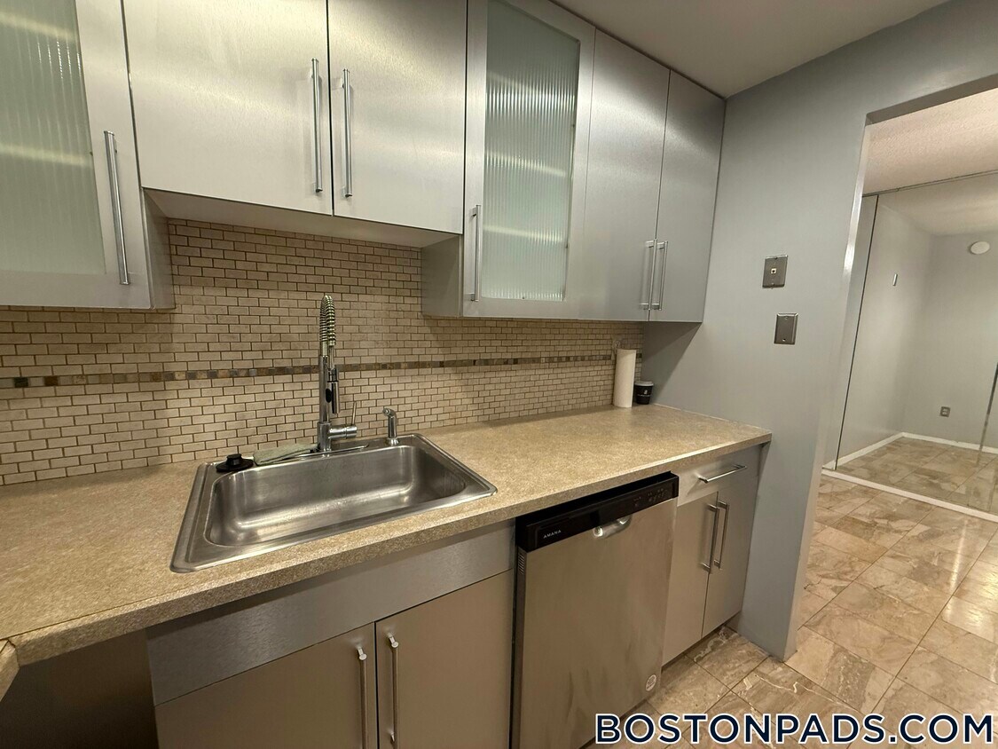 Foto principal - 50 Broadlawn Park