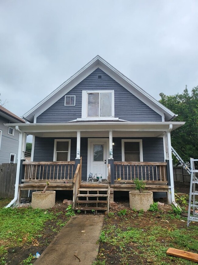 Building Photo - 314 N Franklin Ave