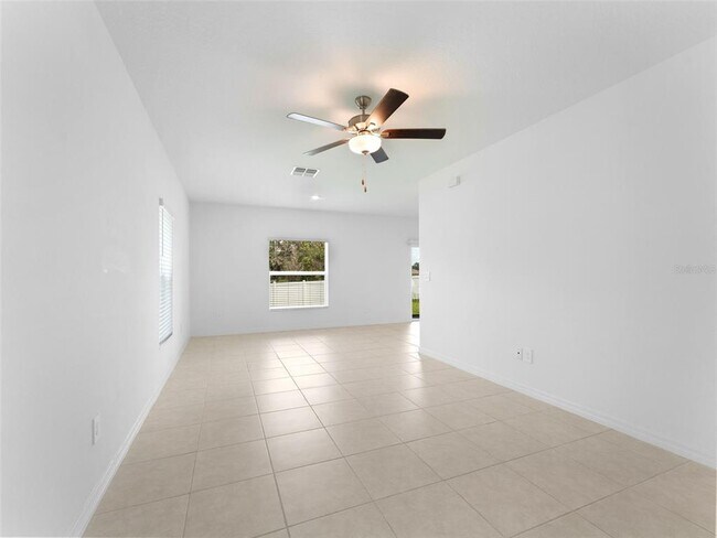 Foto del edificio - 36403 Well Hill Wy