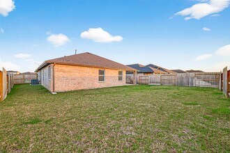 Building Photo - 27410 Oceanus Springs Dr