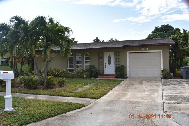 Building Photo - 6404 Sagewood Way