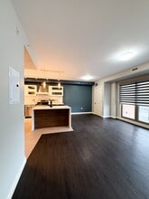 Building Photo - 1310 Nesbitt Dr