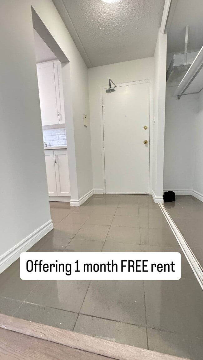 Building Photo - 56 Donald St