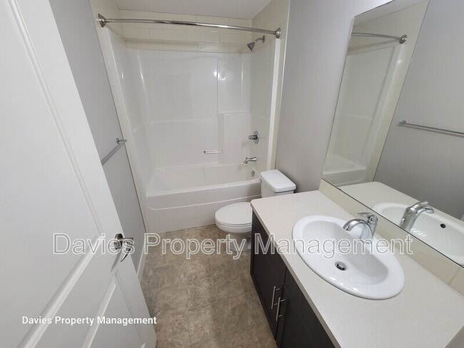 Building Photo - 5606 Greenough Cape NW