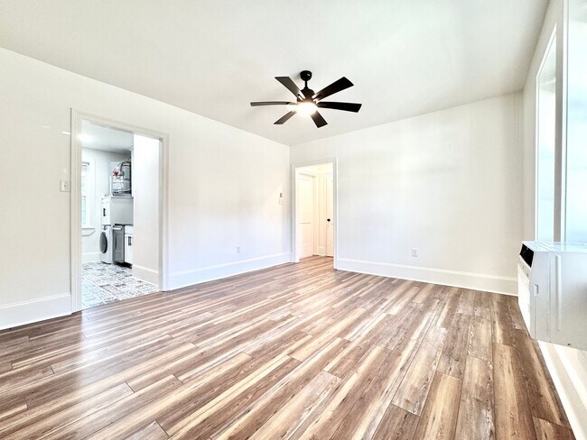 Foto del edificio - The Gladiola – Newly Renovated Luxury Living Near LSU Lakes