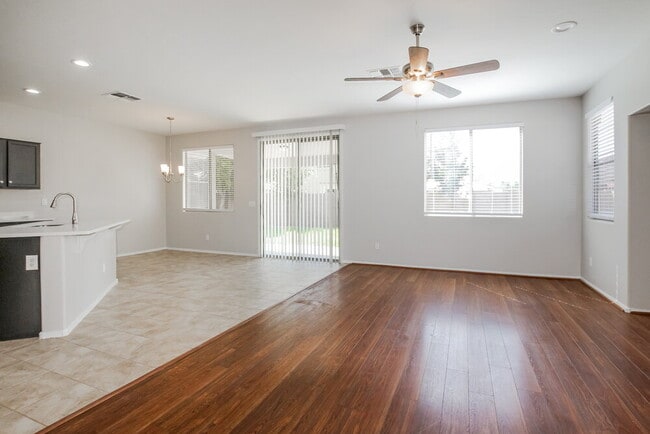 Building Photo - 16855 W Ironwood St