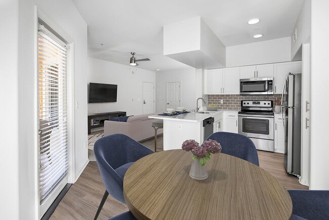 Building Photo - Vintara Apartments