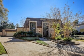Building Photo - 5203 Braesvalley Dr