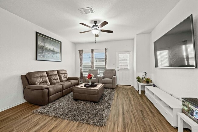 Building Photo - 5653 Bellissima Way