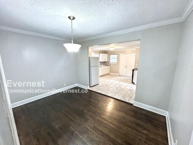 Foto del edificio - 525 Selma Rd