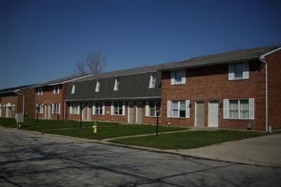 Primary Photo - 1337 N Chippewa Dr