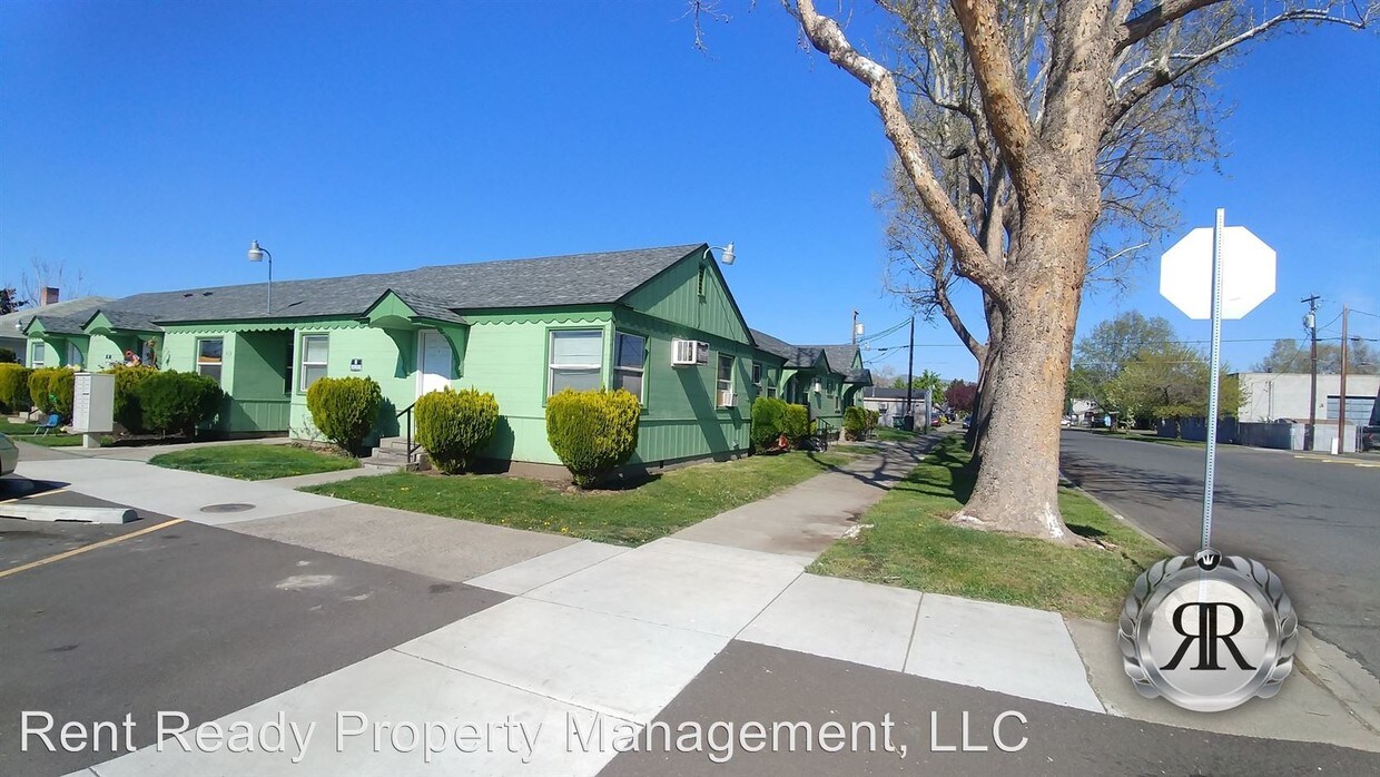 Foto principal - 415 S 2nd St