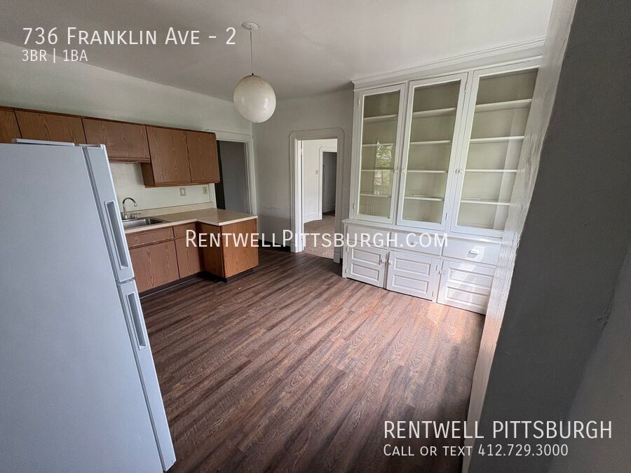 Primary Photo - 736 Franklin Ave