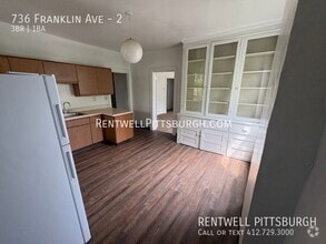 Building Photo - 736 Franklin Ave